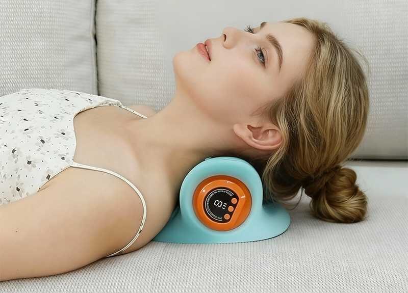 Relaxnecker PostureLift Massager Reviews3