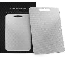Tivano Cutting Board