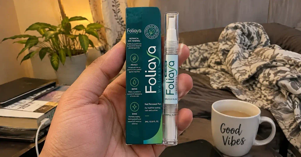 foliaya fungus pen in hand